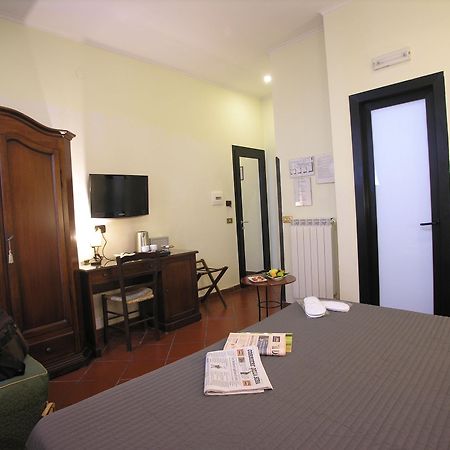 Hotel Toledo Napoli Bagian luar foto
