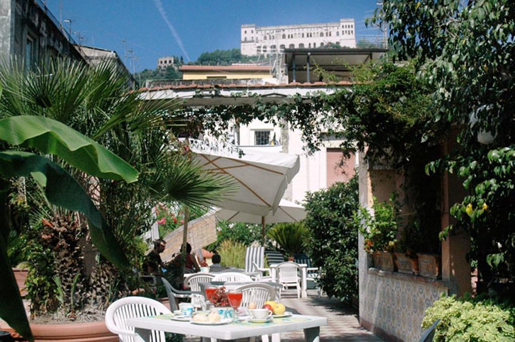 Hotel Toledo Napoli Bagian luar foto