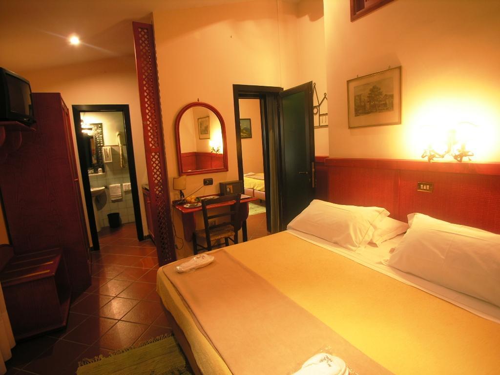 Hotel Toledo Napoli Bagian luar foto