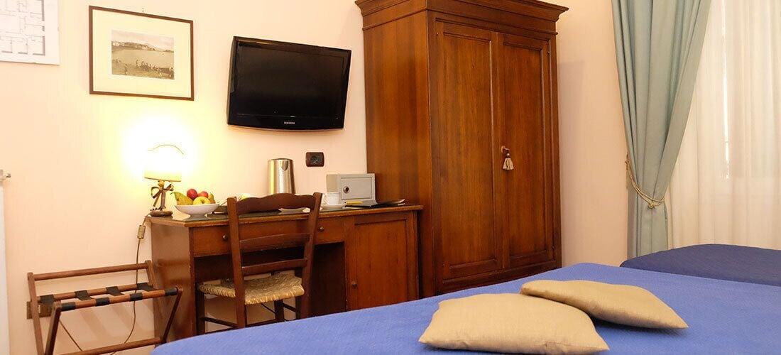 Hotel Toledo Napoli Bagian luar foto