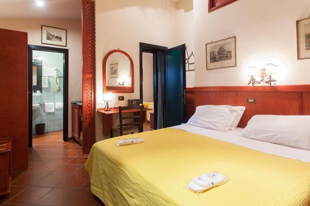 Hotel Toledo Napoli Bagian luar foto